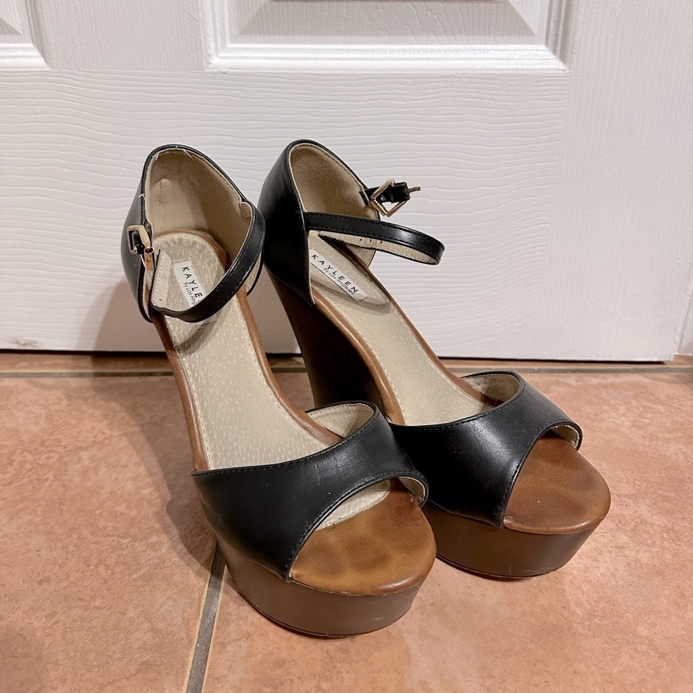 Kayleen Wedges